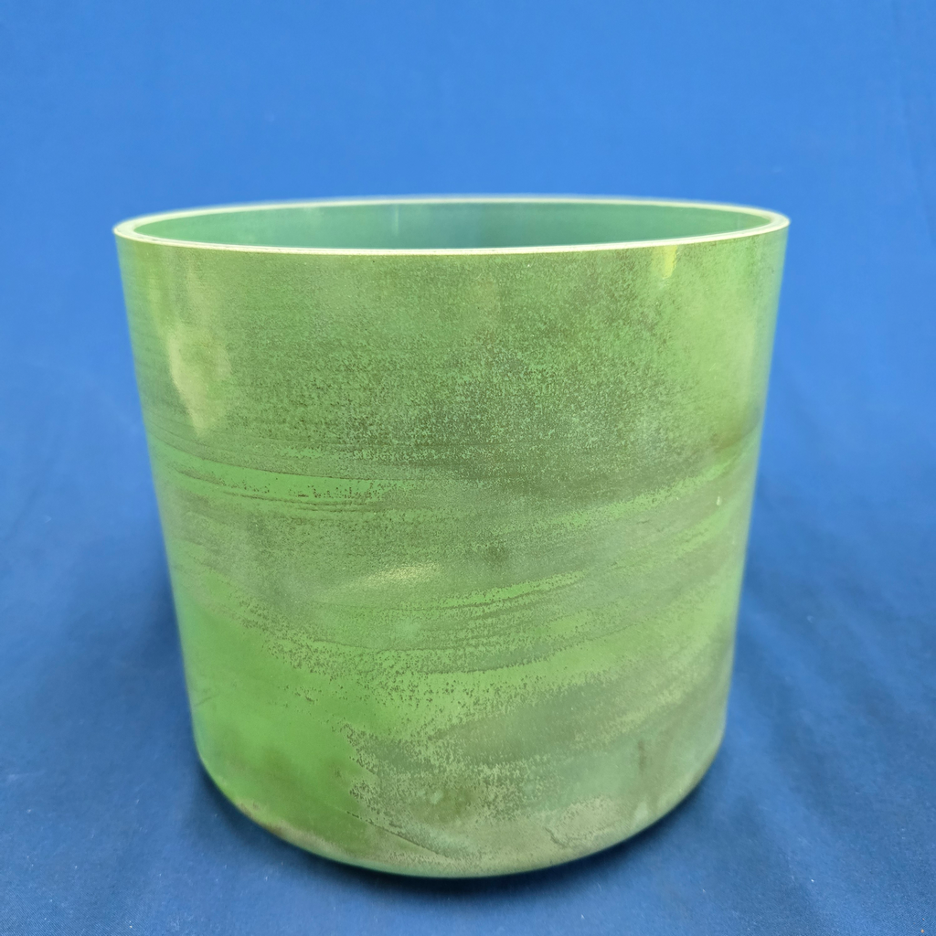 [#3093] Matcha Infused Quartz Crystal Singing Bowl | 8" | 4G#-27 | 408 Hz