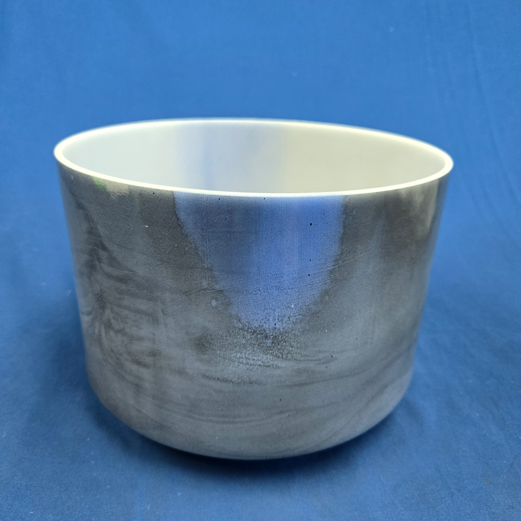 [#3387] Dumortierite Infused Quartz Crystal Singing Bowl | 9" | 4C#-45 | 270 Hz