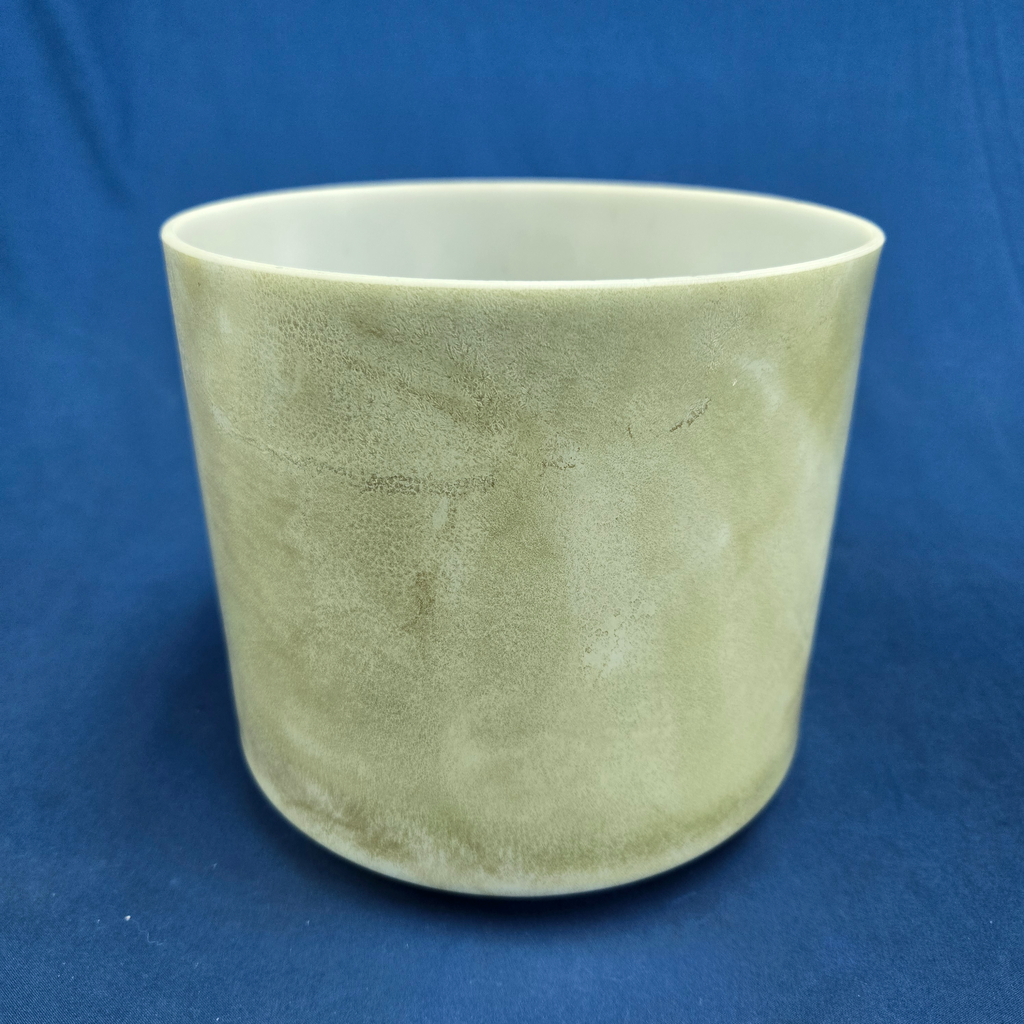 [#3512] Matcha Infused Quartz Crystal Singing Bowl | 7" | 4F-18 | 345 Hz