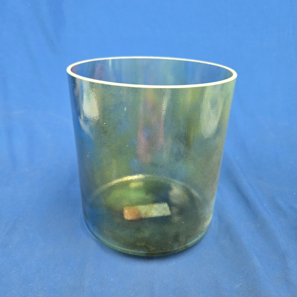 [3624] [#3624] Fluorite Infused Quartz Crystal Singing Bowl | 7" | 4F#-47 | 360 Hz