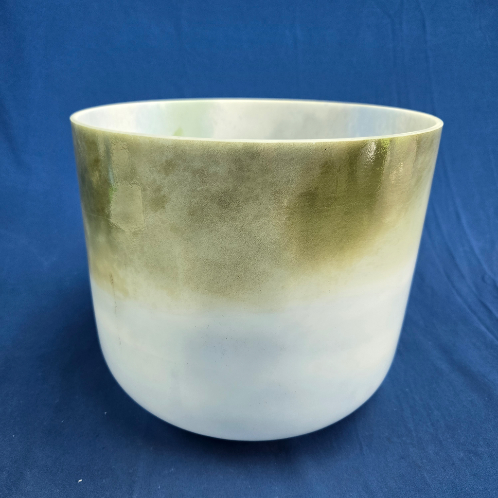 [#3681] Spearmint & Blueberry Infused Quartz Crystal Singing Bowl | 10" | 3A-46 | 214 Hz