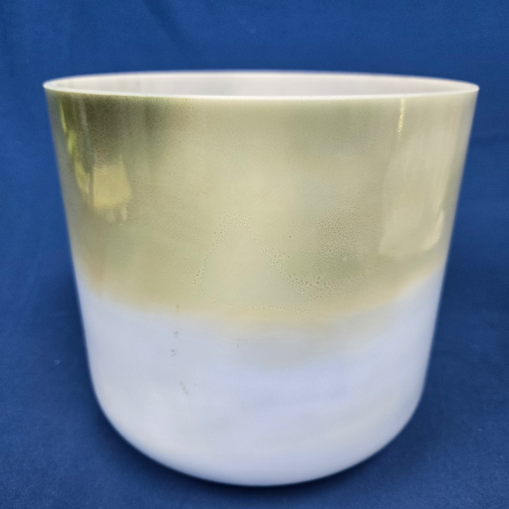 [#4213] Spearmint & Blueberry Infused Quartz Crystal Singing Bowl | 8" | 4 C# -34 | 271 Hz