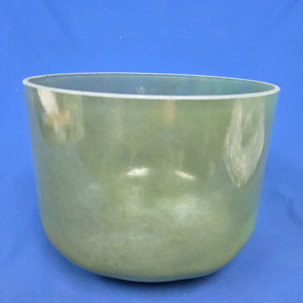 [#4442] Moldavite Infused Quartz Crystal Singing Bowl | 10" | 4C# +15 | 279 Hz