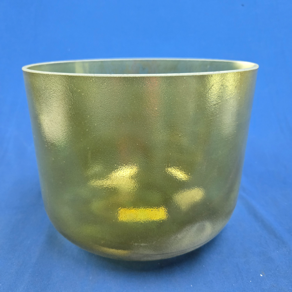 [4683] [4683] Tsavorite Infused Quartz Crystal Singing Bowl | 10" | 3A#-44 | 227 Hz