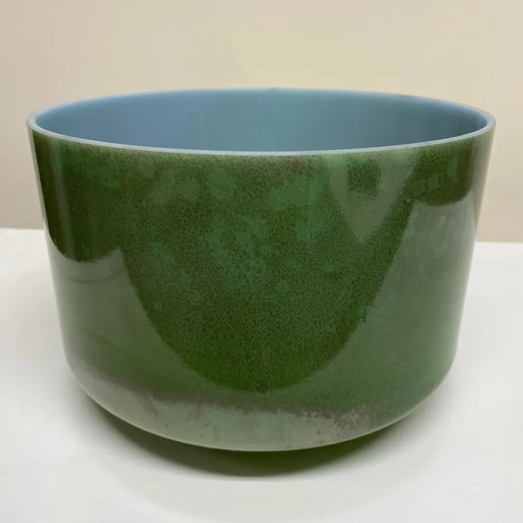 [1172] Dioptase Quartz Crystal Singing Bowl | 9" D Note (+20) | C=528 Tuning | #1172